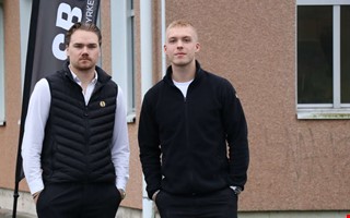 Frn planen till kontoret  spelare driver fretag ihop