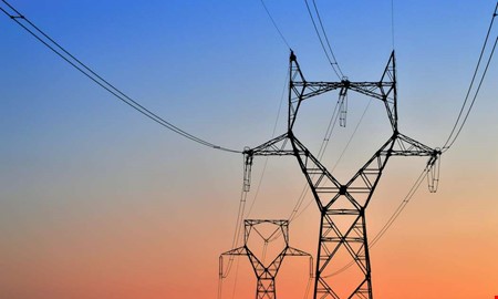 Strmavbrott: ver 800 utan el