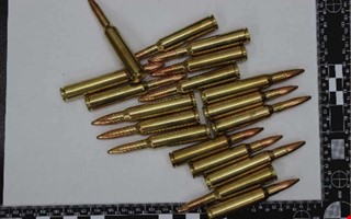 Skarp ammunition hittades p skolgrd  ung man talas