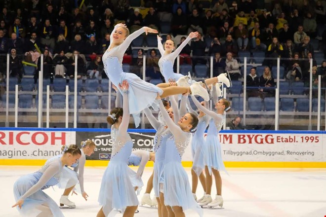 Bildextra från när Team Spirit flög fram i premiären