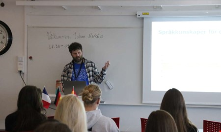 EU-besk p gymnasiet  moderna sprk i fokus