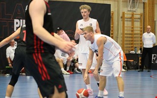 Segersviten bruten fr Pirates