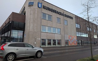 Nytt avtal  de ska driva simhallarna i Kungsbacka