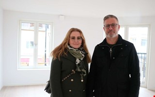 ntligen inflyttning i nya huset vid torget 