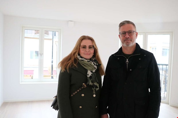 ntligen inflyttning i nya huset vid torget 