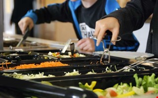 Frslag: Avskaffa religist motiverad specialkost i skolan 