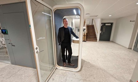 M�nga hemligheter f�r Magnus i nya uppdraget