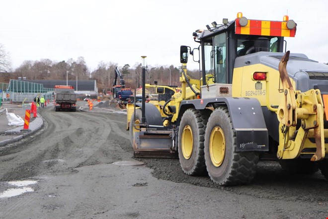 Vgen ska asfalteras  begrnsad framkomlighet