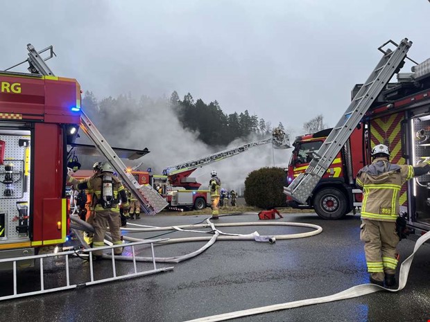 Brand i villa: Brand i villa: