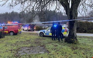 Misstnkt fr villabranden har hrts  nekar till brott