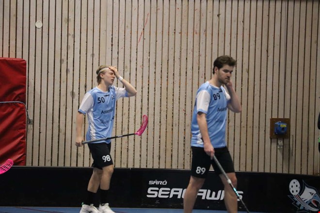 Sr IBK fortsatt segerlsa i ettan  