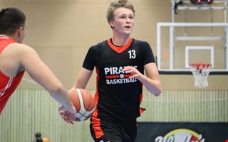 Trnarens hyllning av ersttaren: 