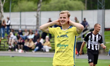 Skyttekungen om provtrningarna med superettanlaget