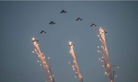 Julgransflygning flyttad  fr lga moln