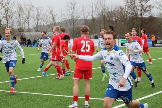 Drfr valde frsvararen att tervnda 