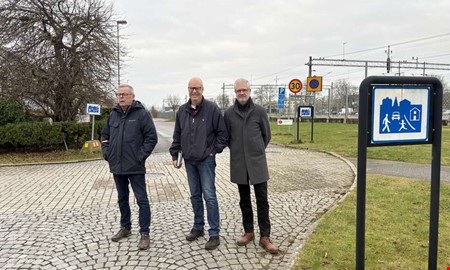 Boende oroas n�r bilar k�r f�r fort � vill ha �tg�rder