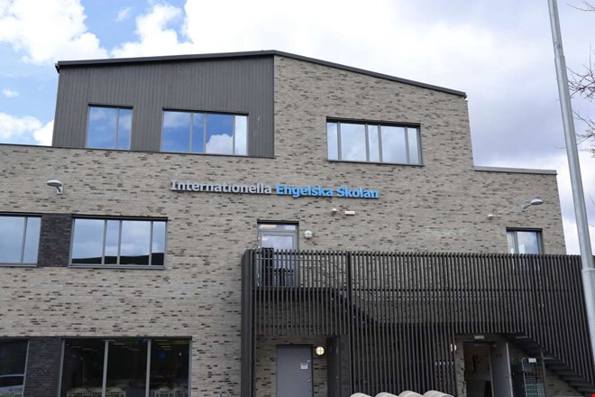 Innertak rasade in i klassrum n�r eleverna hade lektion 