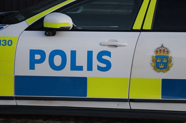 St�kig man omh�ndertogs � polis fick stanna p� E6