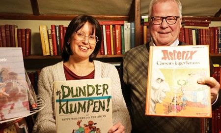 De h�ller liv i det mysiga biblioteket i Idala