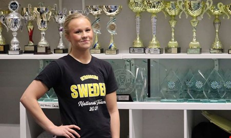 M�t 18-�ringen som t�vlar med landslaget som �r nominerade till �rets lag