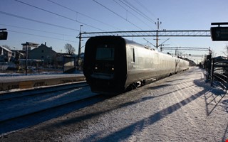 Debatt: Ett steg n�rmare t�gstation i Frilles�s 