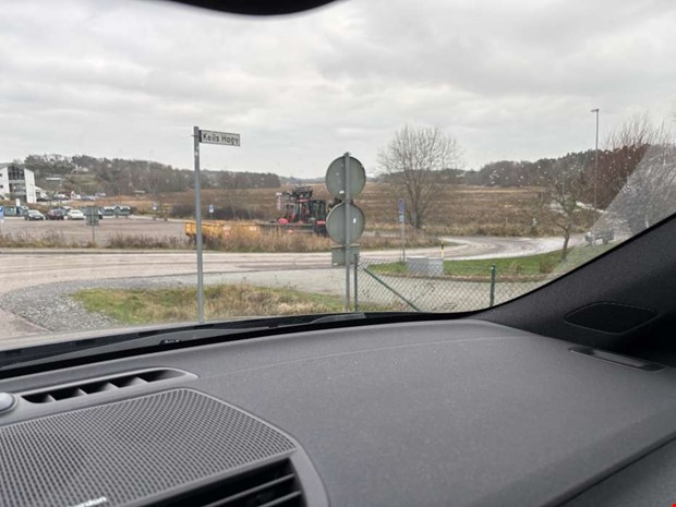 Debatt: Funnits gott om tid att l�sa bussh�llplats 