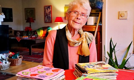 50 �r av servetter � nu st�lls Mary-Annes samling ut