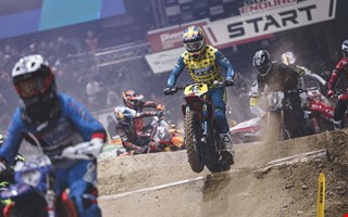 Eddie Karlsson: �Det g�r fort n�r man ligger ner� 