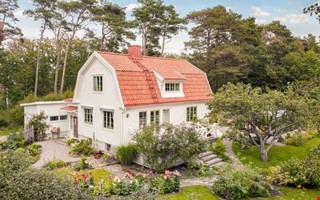 30-talsvilla med pizzaugn och havsutsikt lockade