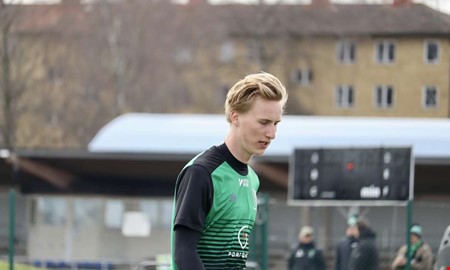 Anfallaren klar f�r tv�anklubb 