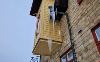 Regn p� ing�ng � och ishalka 