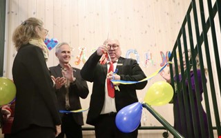 Efter flera �rs strul � nu �r boendet invigt