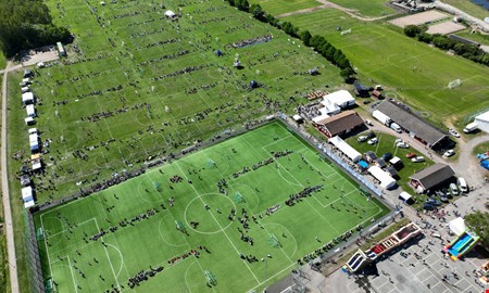 H�r ska nya konstgr�splanen i Kungsbacka byggas