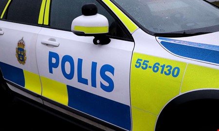 Ok�nd person tog sig in i familjs hem � n�r sonen var hemma