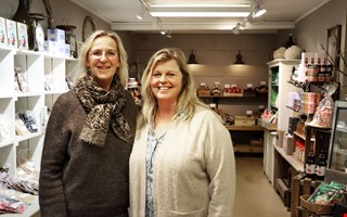 Efter 20 �r � nu ska duon s�lja popul�ra butiken