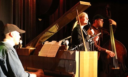 Jazzkonsert med Sara Ald�n p� folkh�gskola