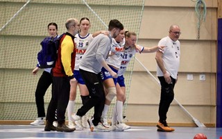 Kantspelaren tvingades l�mna med befarad korsbandsskada