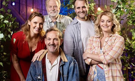 Succ�n till G�teborg � �sabon spelar v�ldsam karakt�r 