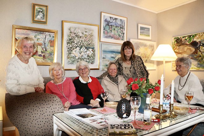 Bokcirkeln som har skapat viktig v�nskap i 50 �r