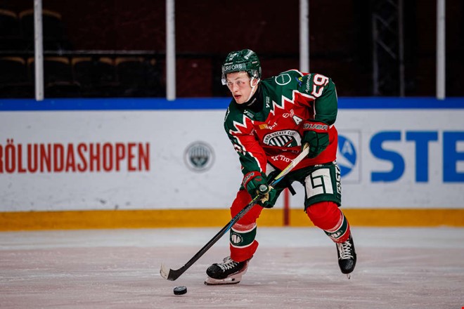 �sasonen redo f�r debut i landslaget: �Barndomsdr�m�