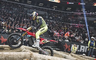 Eddie Karlsson tappade i sista heatet