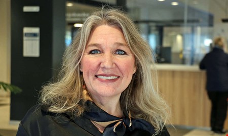 Annika tar plats i lokala partitoppen inf�r valet i h�st