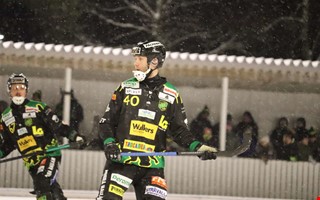 FBK:s ov�ntade drag i avg�randet � kastade in veteranen