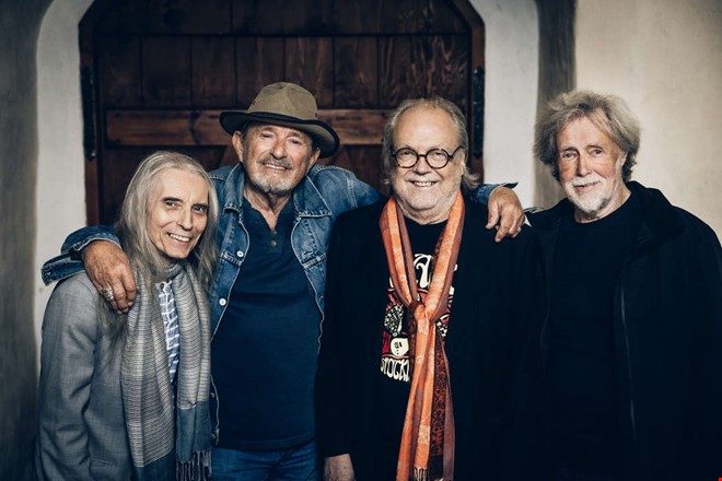 Efter 35 �r � klassiska bandet g�r comeback p� teatern 