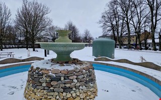 Reparation av font�nen skjuts upp ett �r