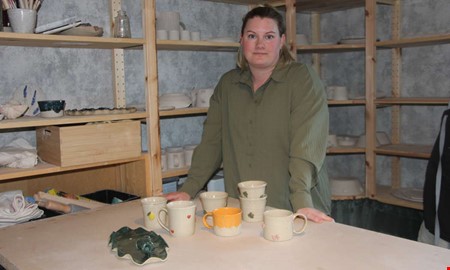 Cissi sade upp sig och startade eget � satsar p� keramik