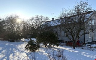 Här levde fattighjon och pensionärer – nu säljs huset