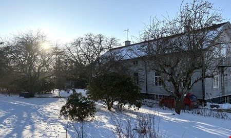 H�r levde fattighjon och pension�rer � nu s�ljs huset