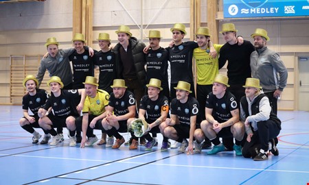 S�krade seriesegern � nu v�ntar kval upp�t: 