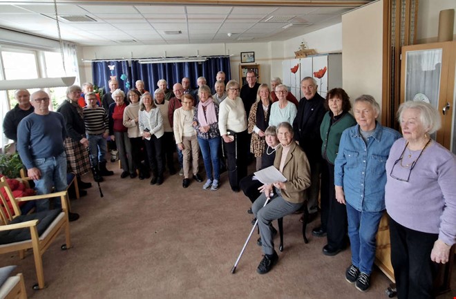 Tr�ffpunkt rivs och samvaron splittras